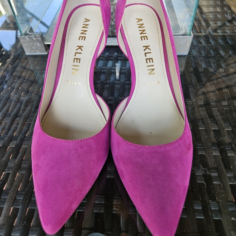 Anne Klein Fuchsia Heels